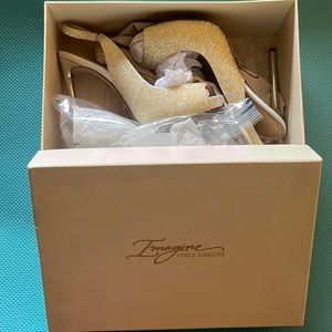 💜VINCE CAMUTO💜sz 7 IMAGINE CRYSTAL PAVI HEELS